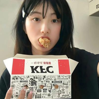 倒挂的爱丽丝